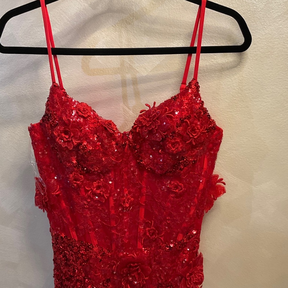 Elegant Red Sequin Prom Dress